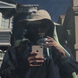 Meet your Posher, Billy